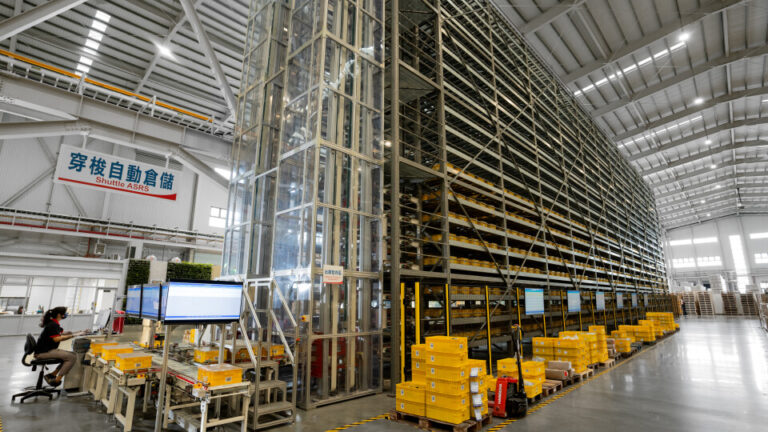 Smart Factory -SH Auto Parts Manufacturing