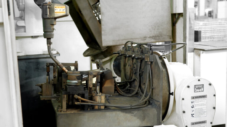 10-axis welding -SH Auto Parts Manufacturing