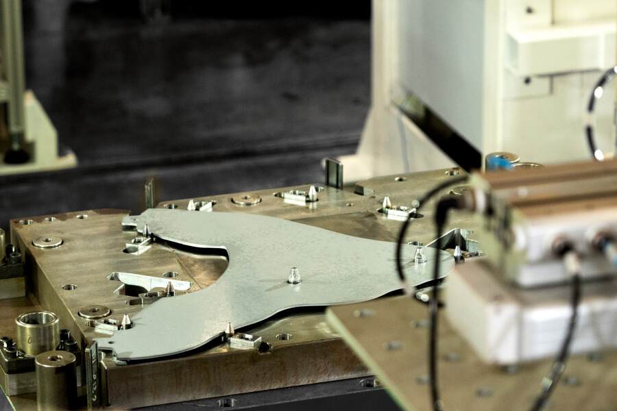 サスペンション部品用プレスライン｜SH Auto Parts-4