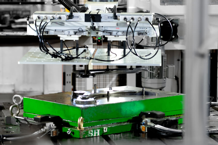 自動車部品製造：信頼のティア1 OEMパートナー｜SH Auto Parts-FU