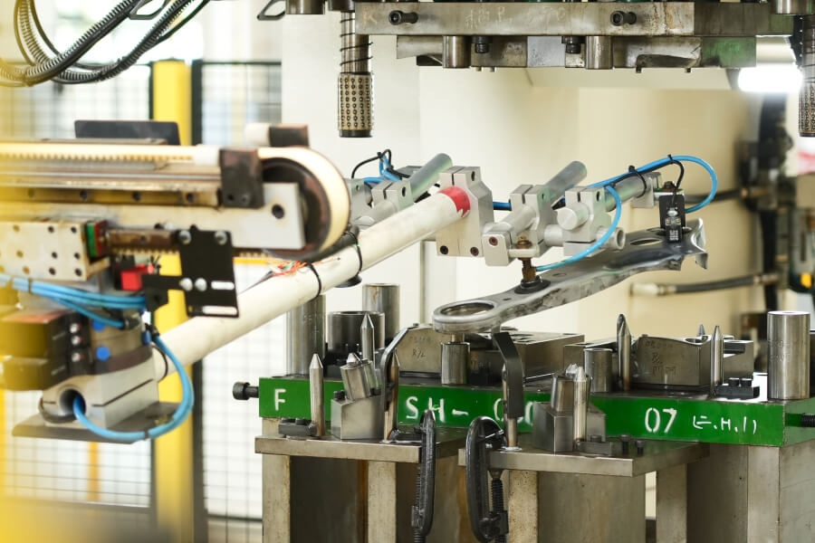 エルサルバドル向けサスペンション部品販売業者 | SH Auto Parts