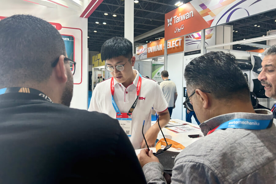 SH Auto Partsは、サスペンション部品販売業者が求めるものを理解しています