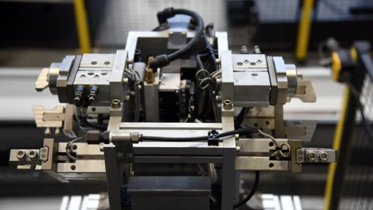 Hot-swap Robotic CNC Machining -SH Auto Parts Manufacturing