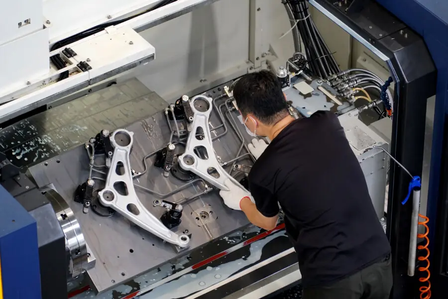 CNC加工サスペンション部品｜SH Auto Parts-3